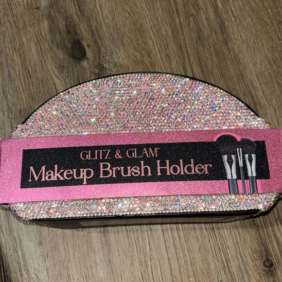 ✨️ VIRAL Glitz & Glam Makeup glitter Rhinestone Brush Holder ✨️ - Picture 1 of 4
